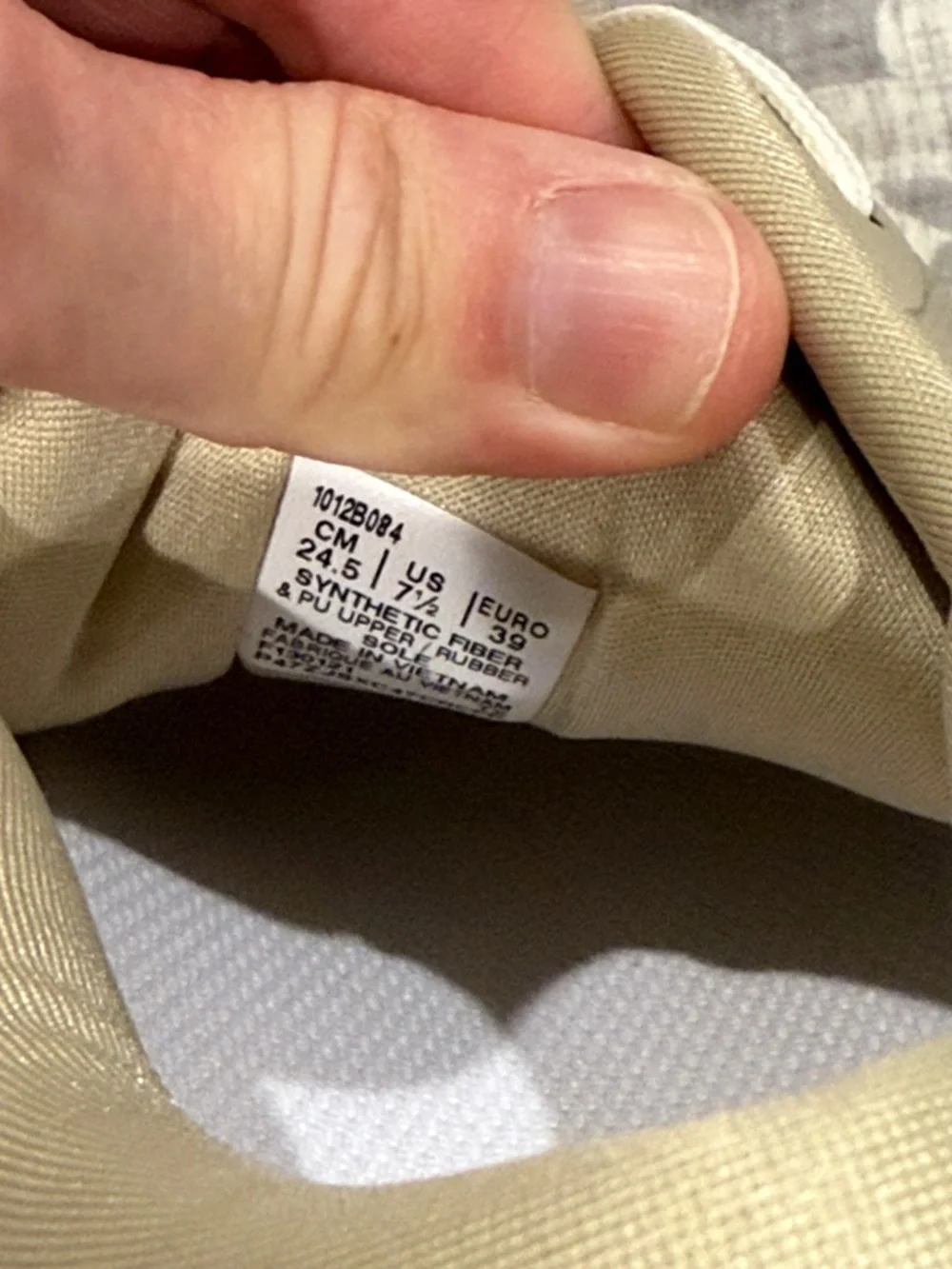 ASICS Neutral Running Shoes in Cream and Tan - Picture 7 of 7